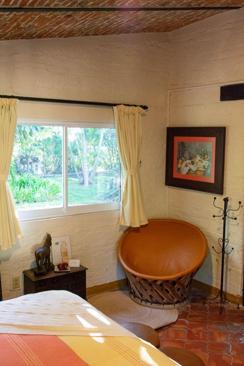 Casa Palomas Bed And Breakfast San Juan Cosalá エクステリア 写真